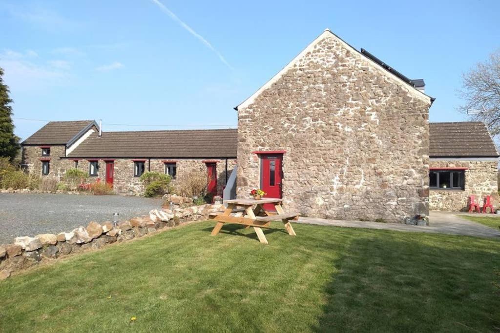 Cattle Shed Cottage Narberth Exterior foto